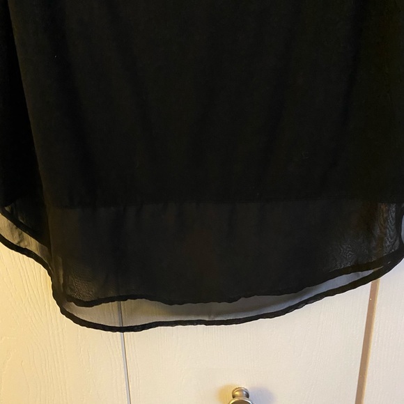 Chico-Sleeveless Top - Picture 5 of 6